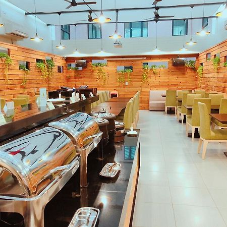 Wemeet Hotel Pingtung Exterior foto