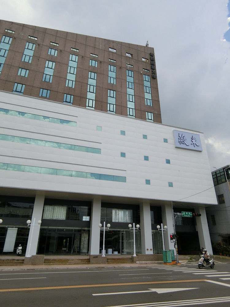 Wemeet Hotel Pingtung Exterior foto